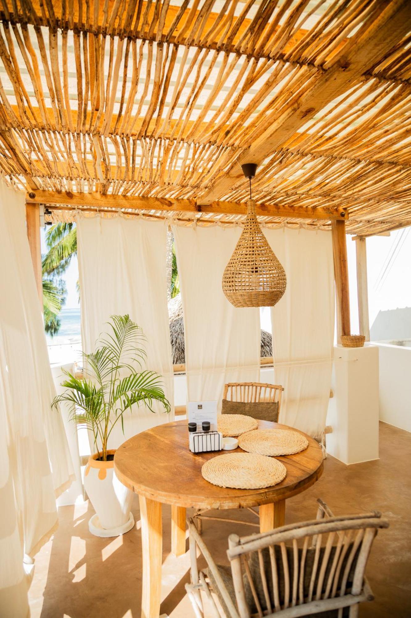 Boho Boutique Hotel - Beachfront , Adults Only , Private Pool Kiwengwa  Exterior foto